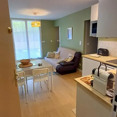 Plein Centre à 3 Mn à Pied De La